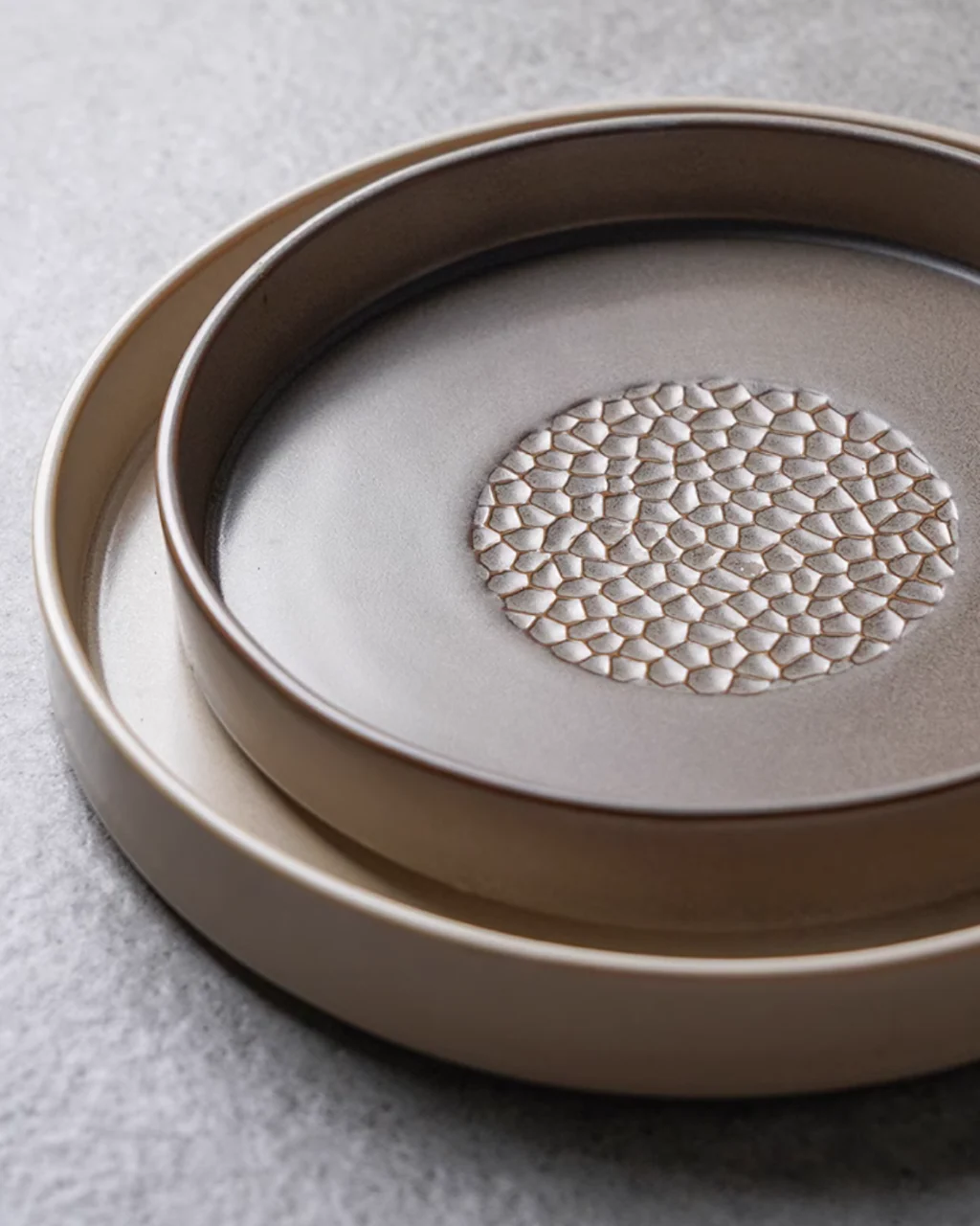 ALANIZ YIN Series Woodgrain Flat Plate - Image 8