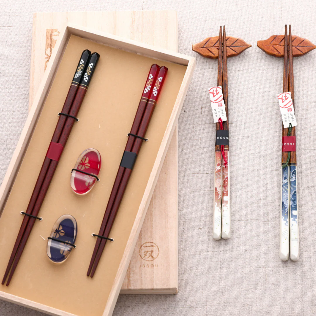 Hakoya Vintage Natural Wood Handcrafted Chopstick Set - Image 3