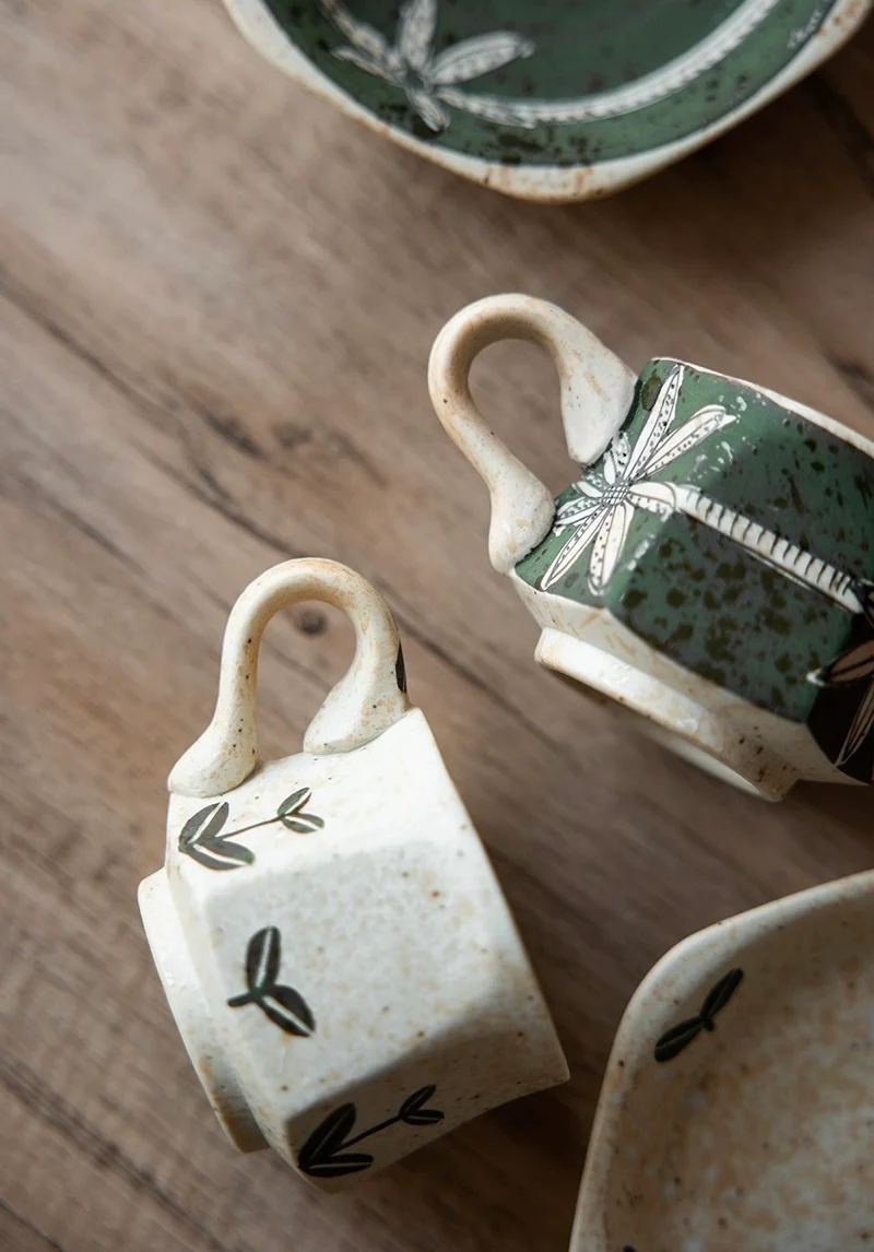 Hasami-Yaki Ceramic Hand-Painted Floral and Leaf Pattern Coffee Cup - Image 10