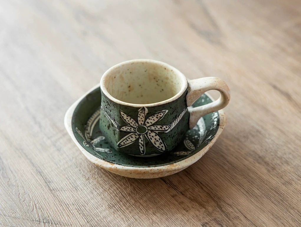 Hasami-Yaki Ceramic Hand-Painted Floral and Leaf Pattern Coffee Cup - Image 14