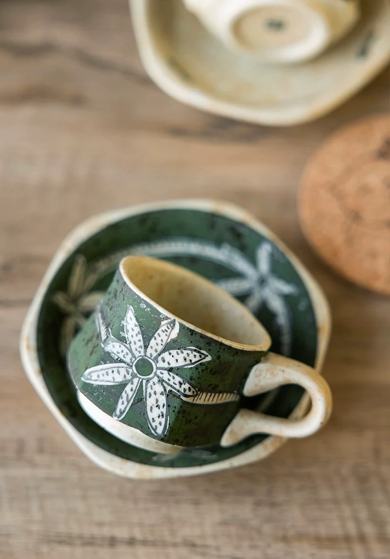 Hasami-Yaki Ceramic Hand-Painted Floral and Leaf Pattern Coffee Cup - Image 8