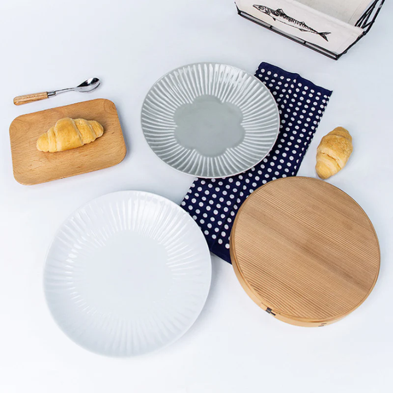 Hasami Ware Flower Fuwari Plate Pair Set - Image 12