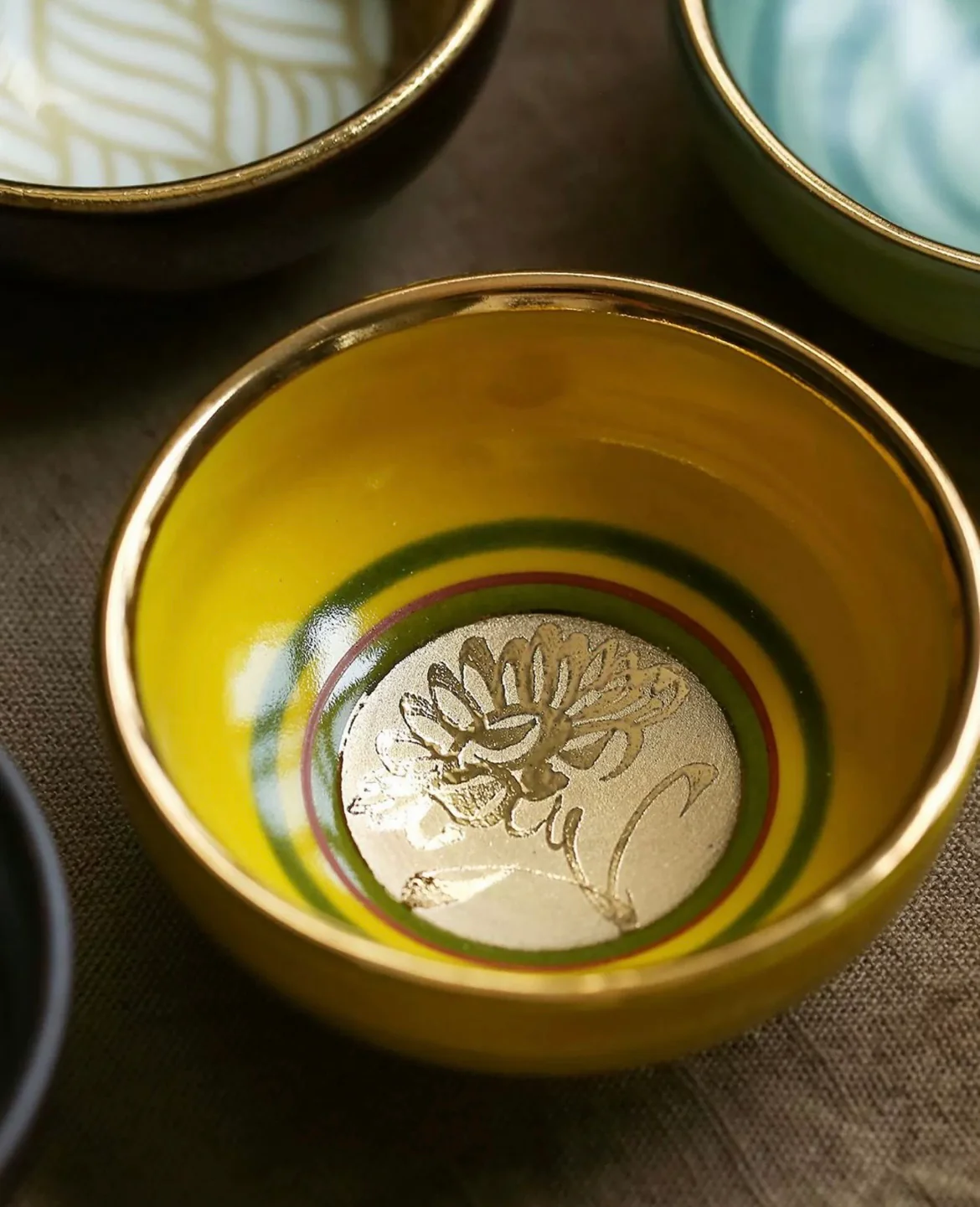 Hasami-Yaki Vintage Kin'e Chawan Set - Image 5