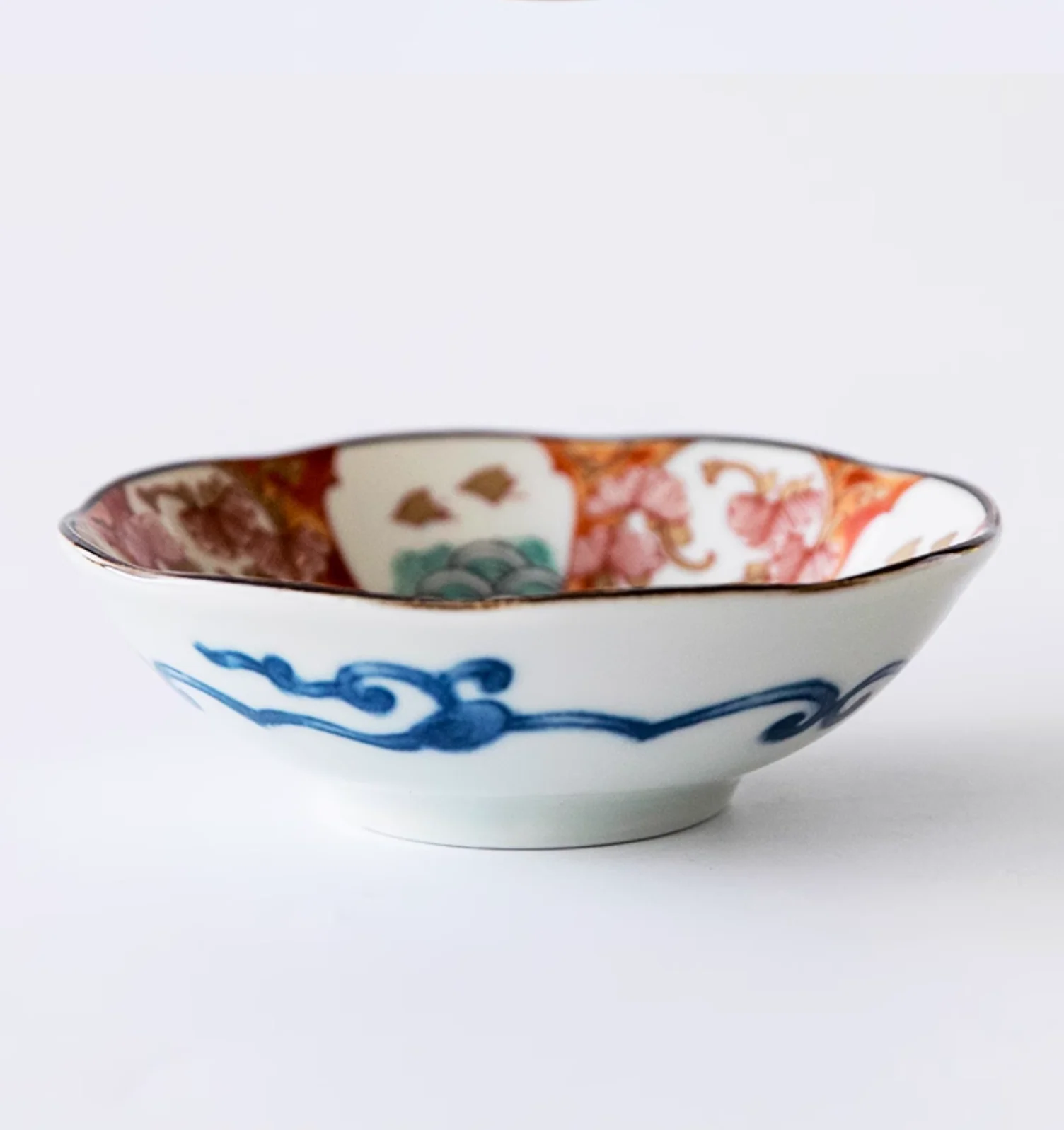 Hasami Ware Ten-Thousand-Mile Dyed Vintage Floral Ceramic Plate Gift Set - Image 10