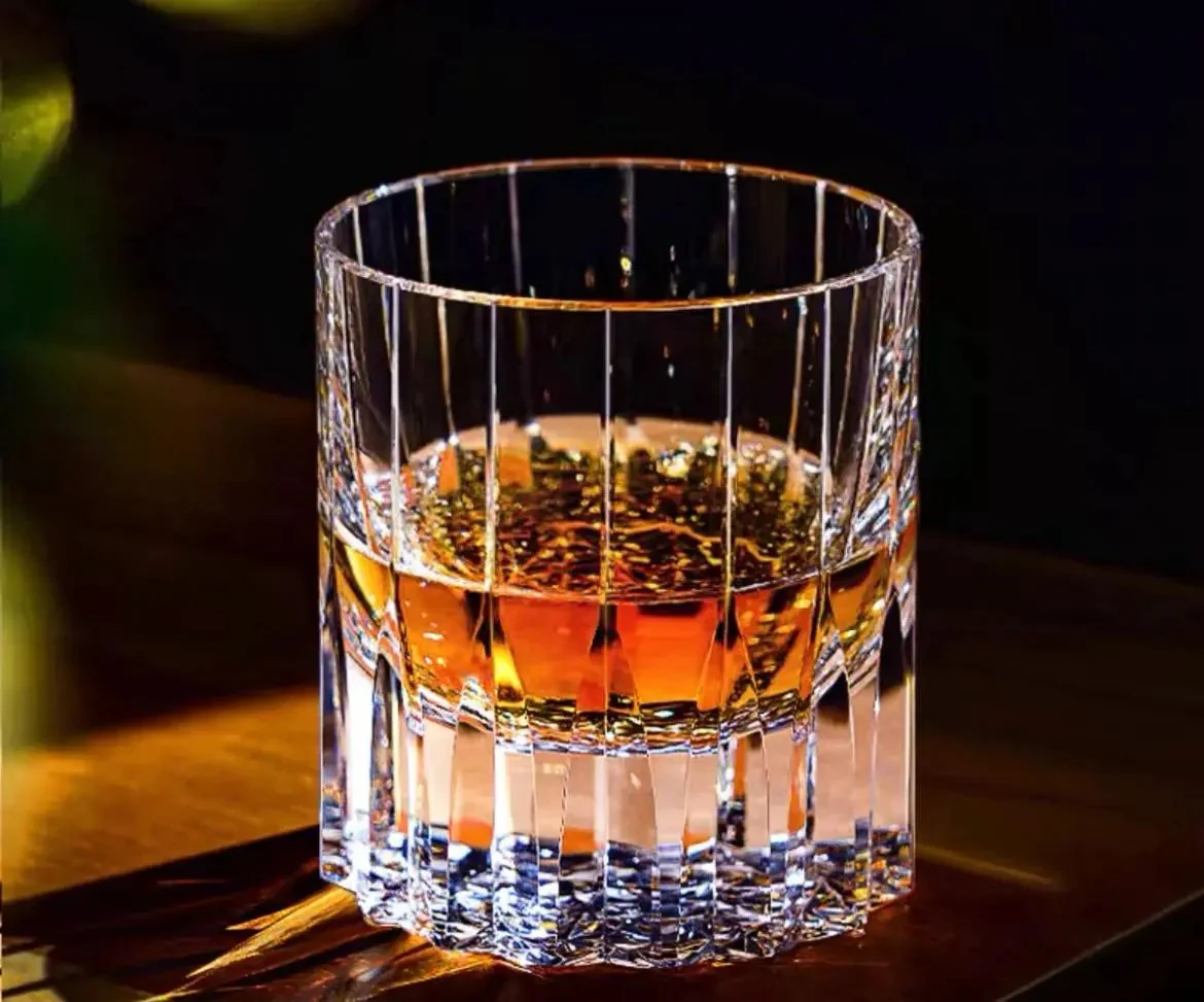 Edo Kiriko Starburst Crystal Whiskey Glass - Image 4