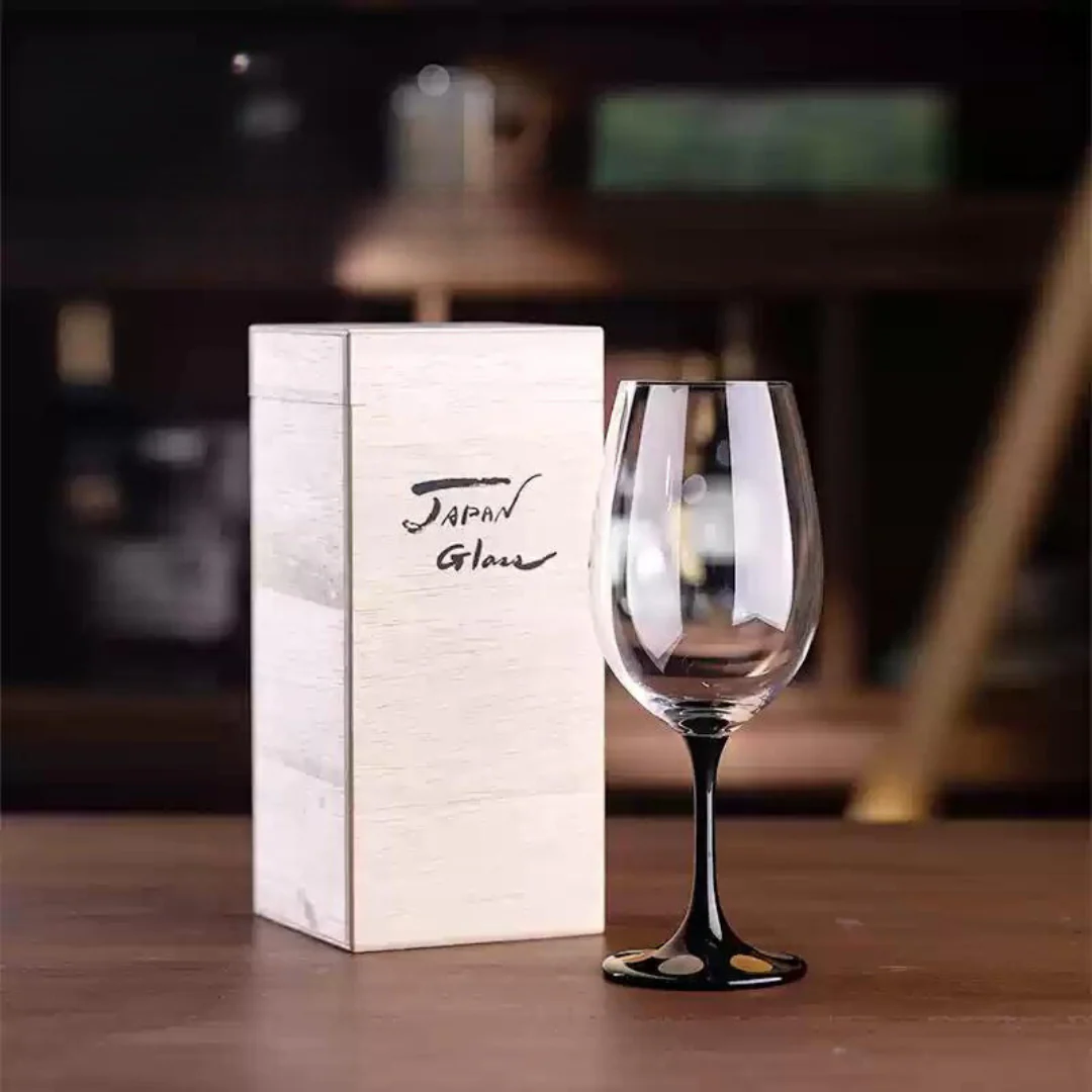 Kasane Handcrafted Lacquer Crystal Wine Glass - Image 16