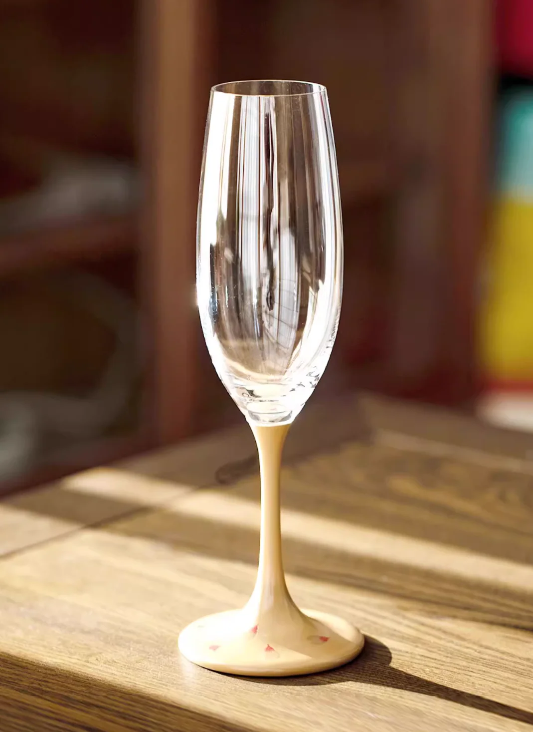 Kasane Handcrafted Lacquer Crystal Wine Glass - Image 4