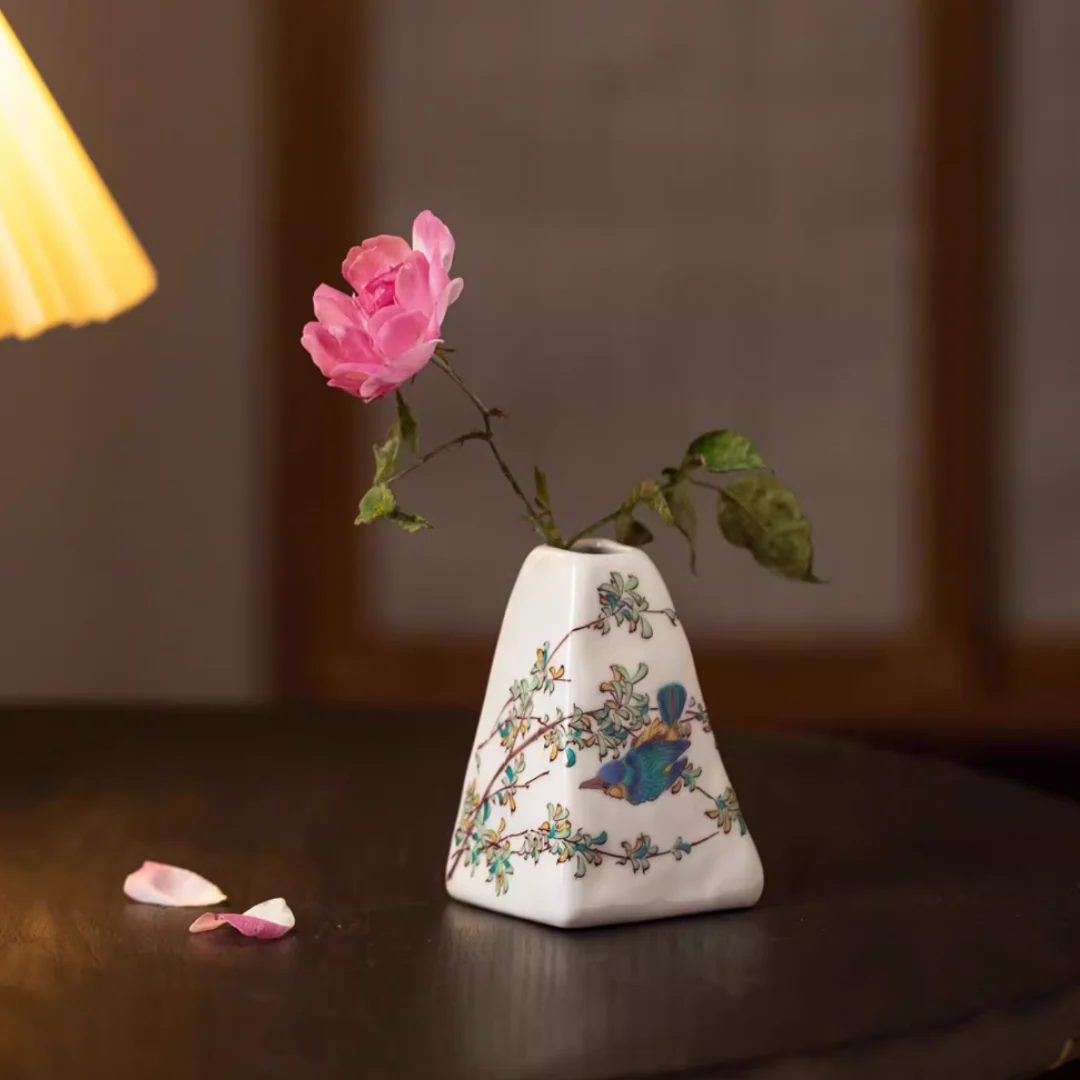 Kutani Ware Birds & Flowers Harmony Vase - Image 6