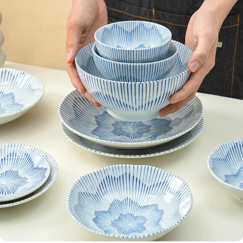 Mino Ware Sakura Tokusa Series Bowl and Plate Set - Image 2