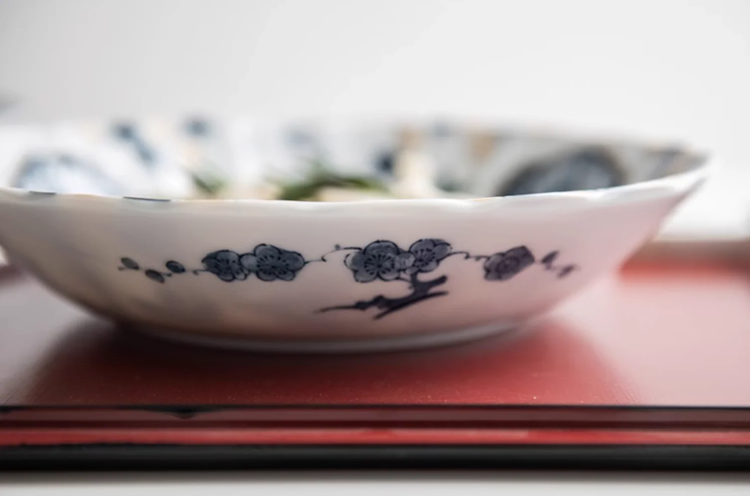 Mino Ware Underglaze 'Fu' Character Ceramic Plate Gift Set - Image 9