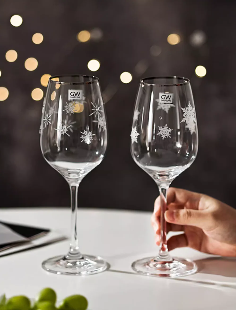 Narumi Snowflake Star Crystal Wine Glass Gift Set - Image 7