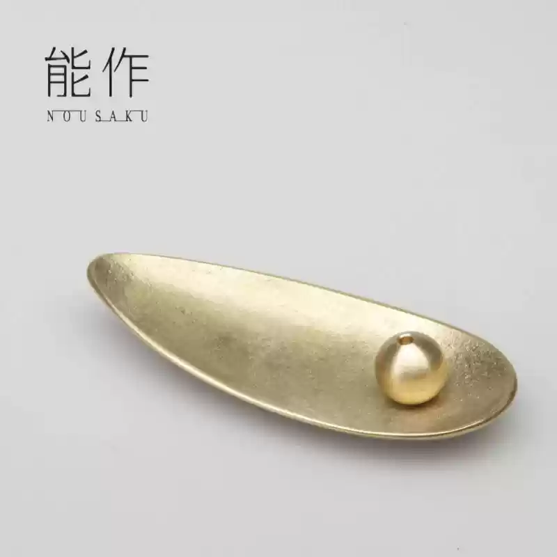 Nousaku Bamboo Leaf-Shaped Tin Incense Holder - Image 7