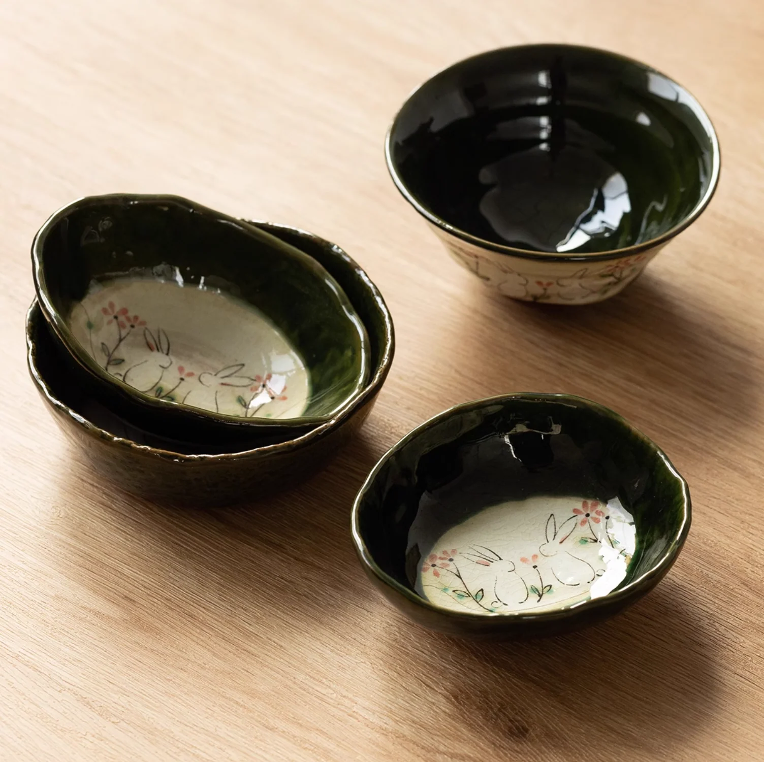 Seto Ware Hand-Painted Cute Rabbit Snack Bowl - Image 4