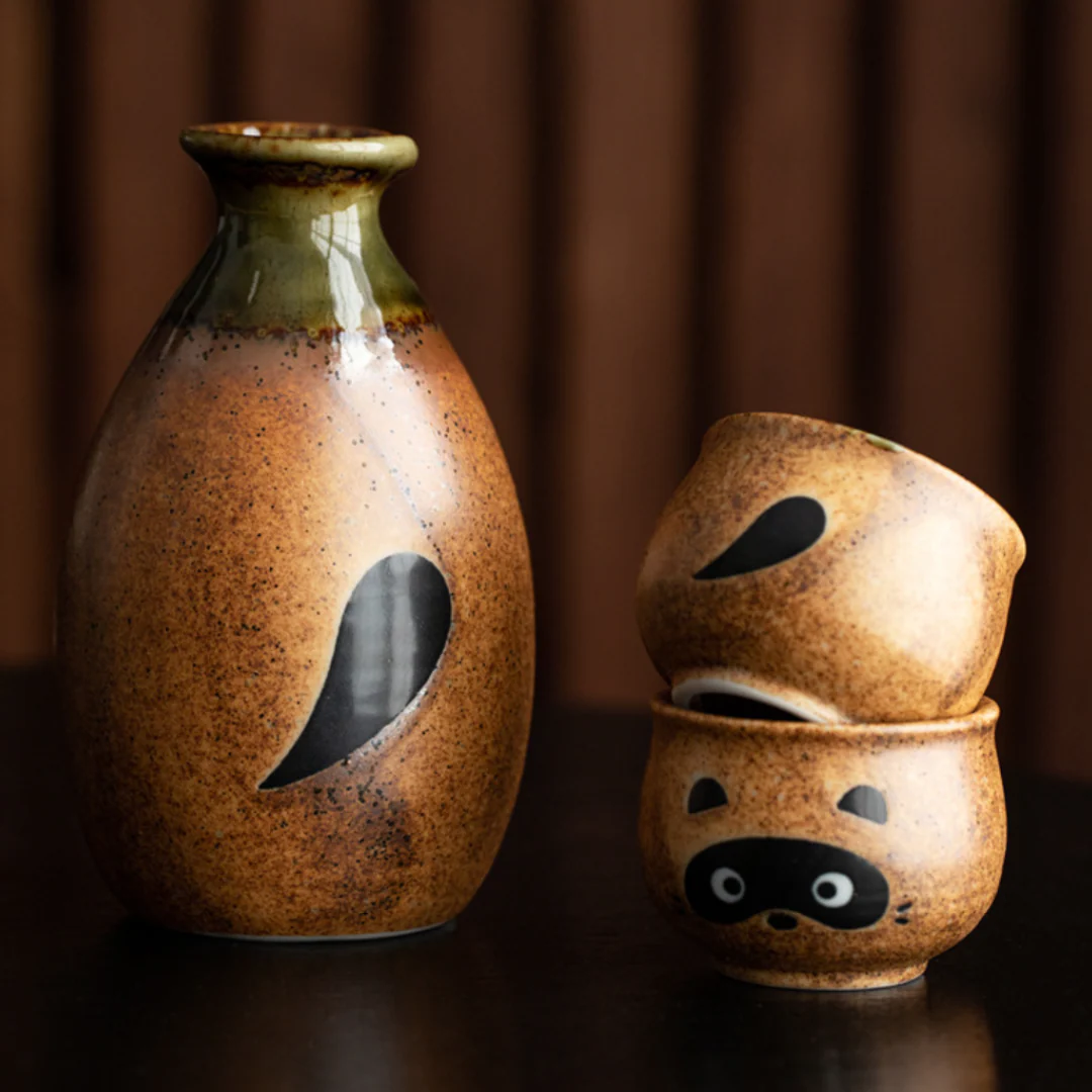 Shigaraki Ware Tanuki Sake Set - Image 7