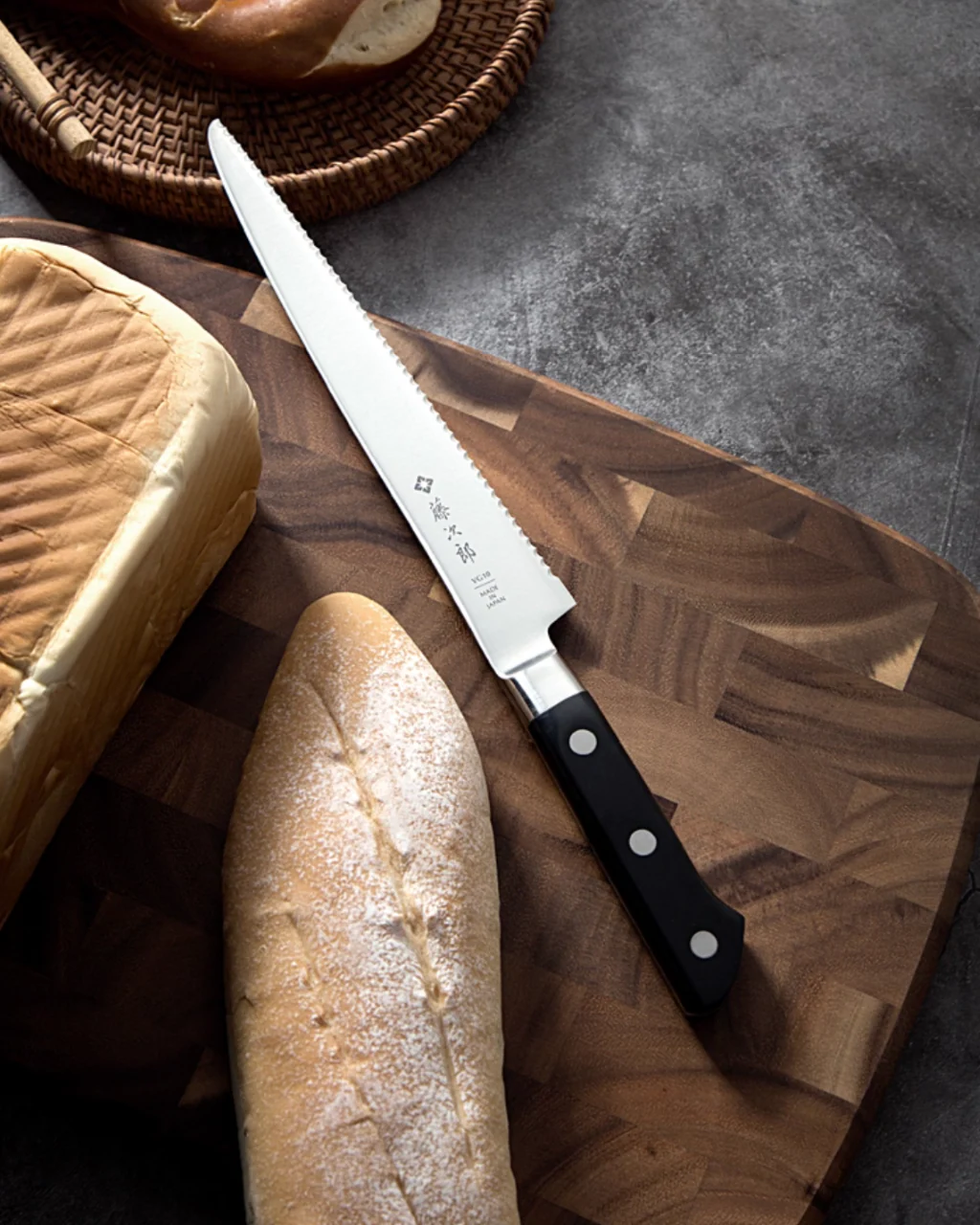 Tojiro VG10 Bread Knife – F828 - Image 8