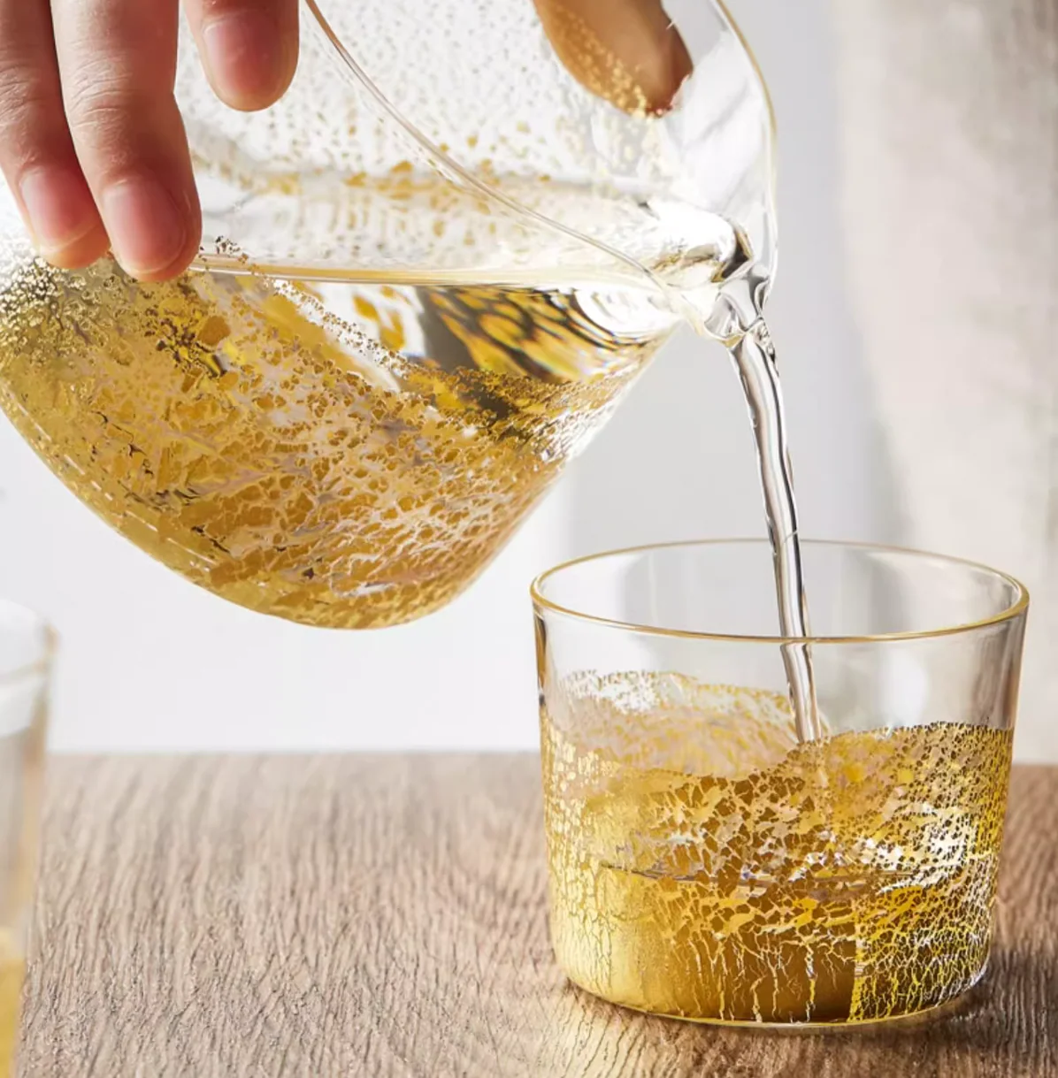 Toyo-Sasaki Gold Leaf Crystal Decanter - Image 7