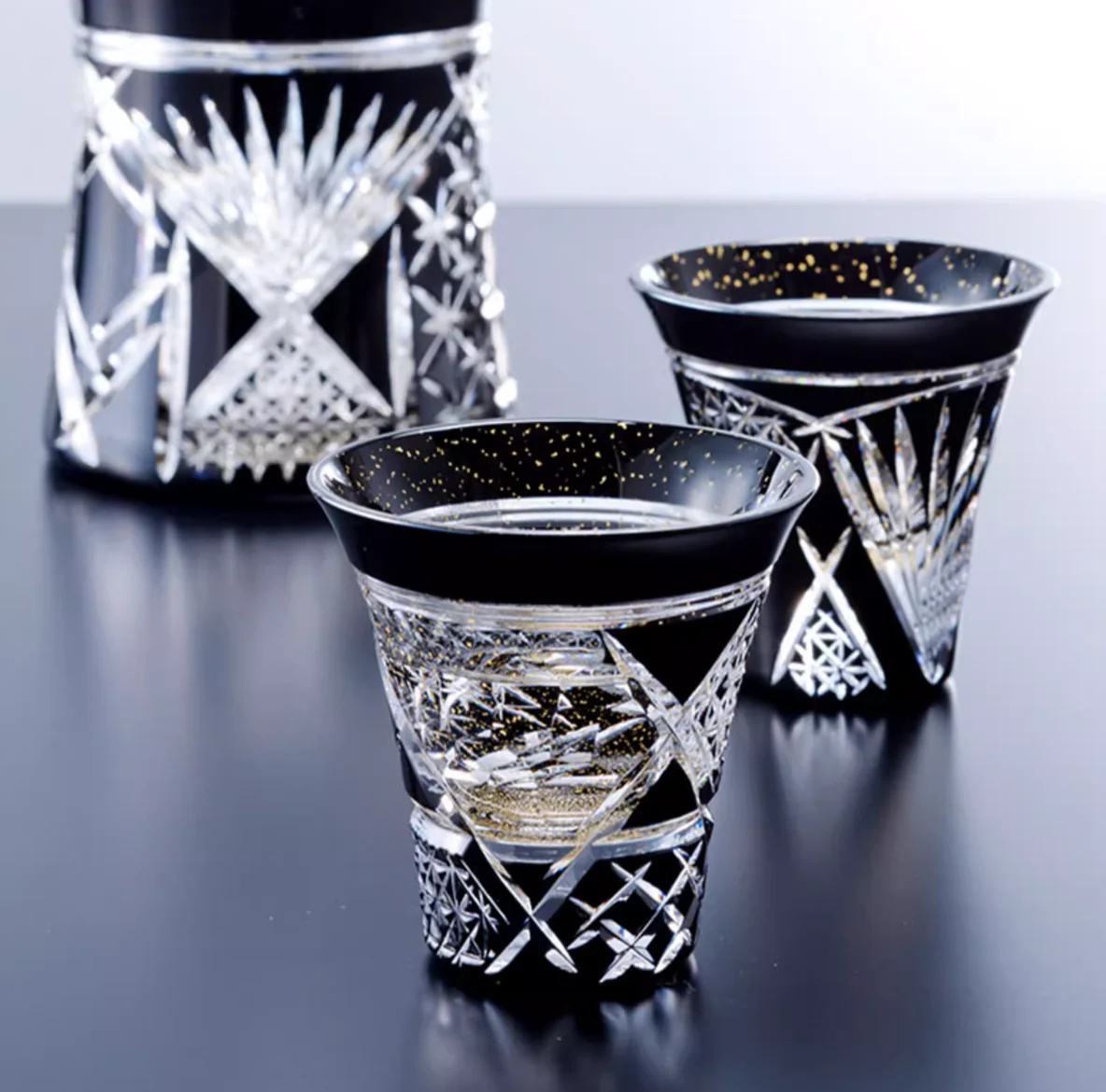 Toyo-Sasaki Handcrafted Limited Edition Yachiyo Kiriko Decanter Set - Image 10