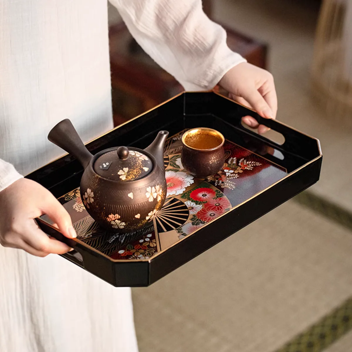 Yamanaka Shikki Gold Leaf Dancing Fan Tray - Image 10